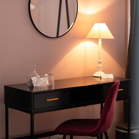 The Originals Boutique, Hotel Victoria, Châtelaillon-Plage Εξωτερικό φωτογραφία