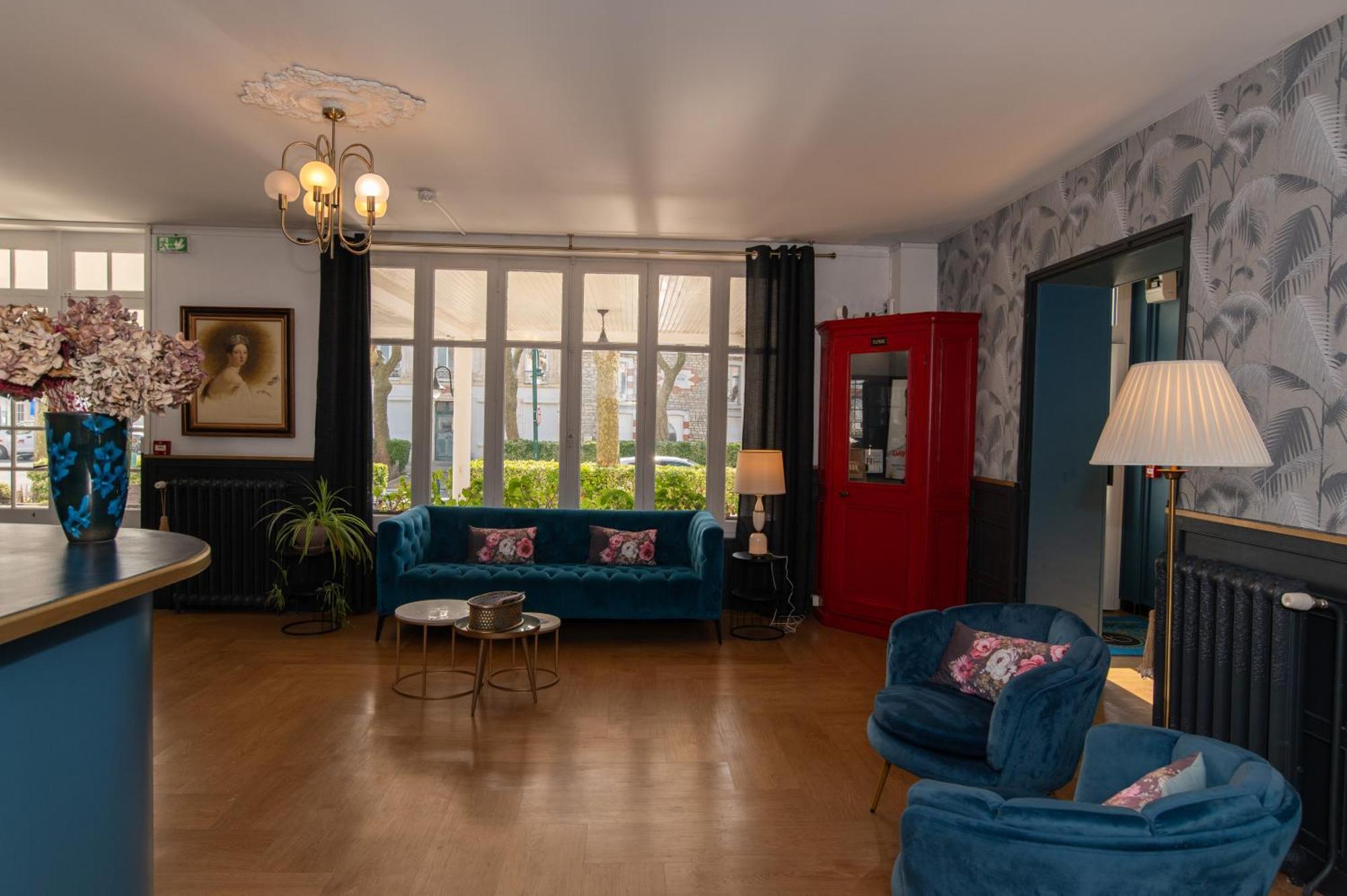 The Originals Boutique, Hotel Victoria, Châtelaillon-Plage Εξωτερικό φωτογραφία