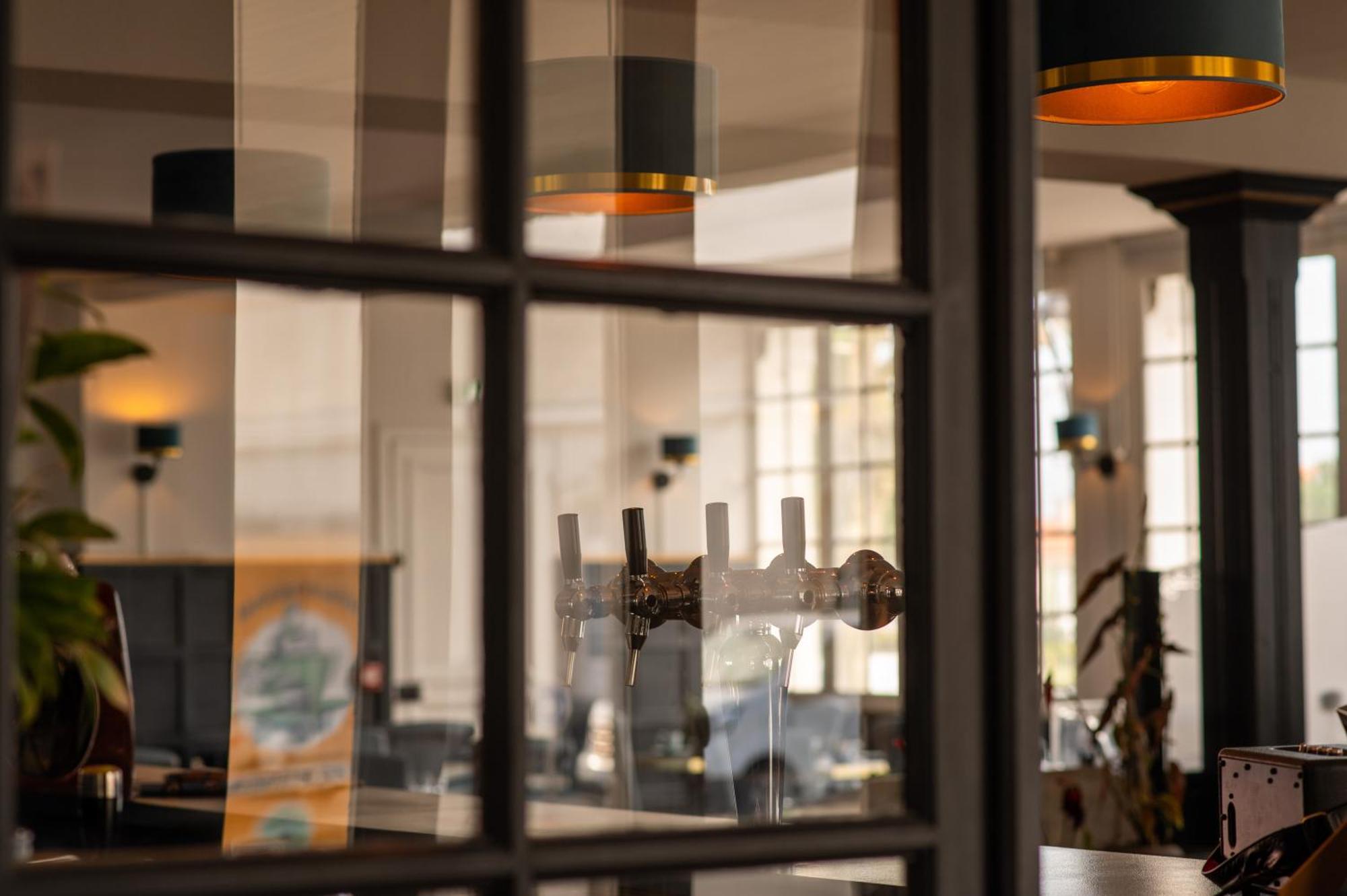 The Originals Boutique, Hotel Victoria, Châtelaillon-Plage Εξωτερικό φωτογραφία